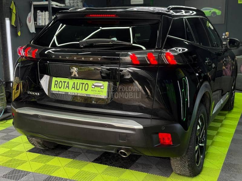 Peugeot 2008 1.5hdi/ALLURE/N0V