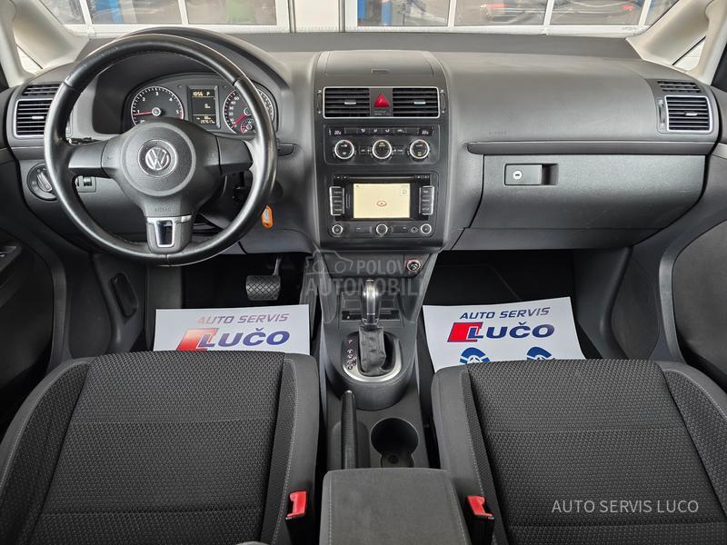 Volkswagen Touran 1.6 TDI DSG 7 sed