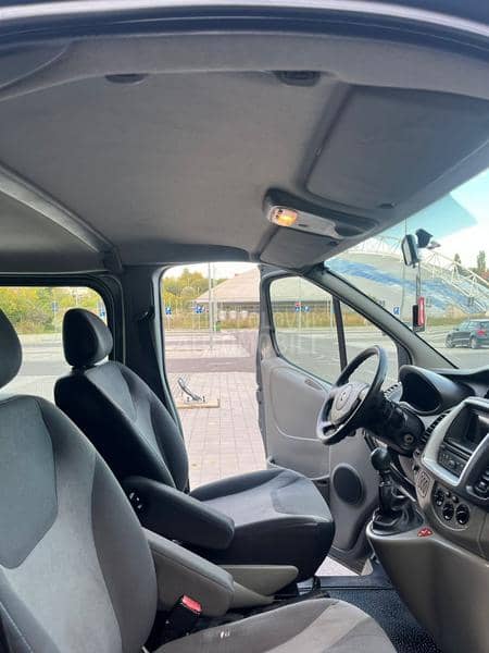 Renault Trafic 2.0 kombinovani