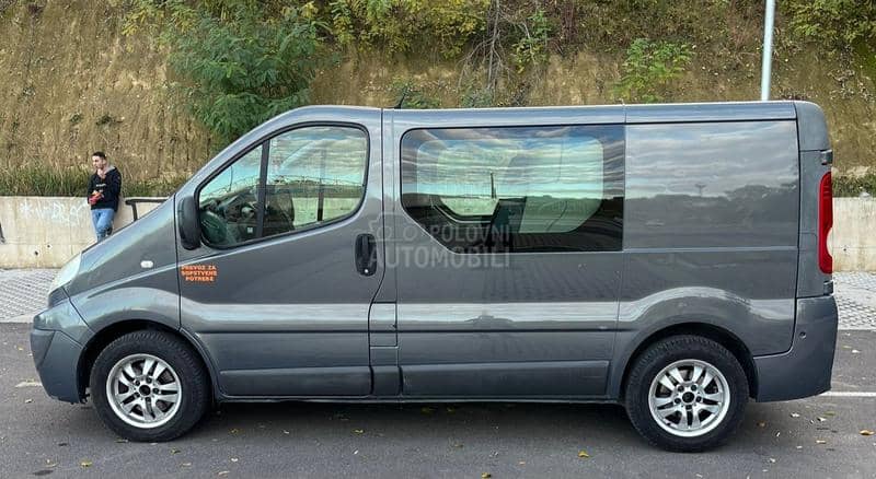 Renault Trafic 2.0 kombinovani