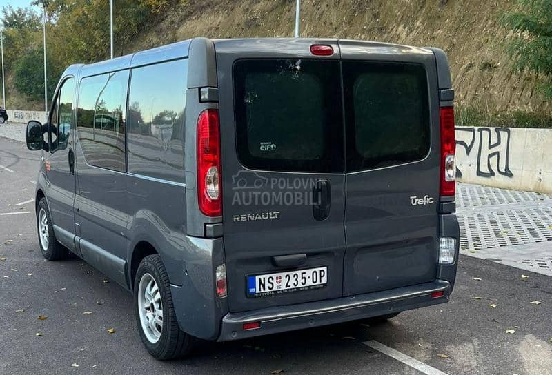 Renault Trafic 2.0 kombinovani
