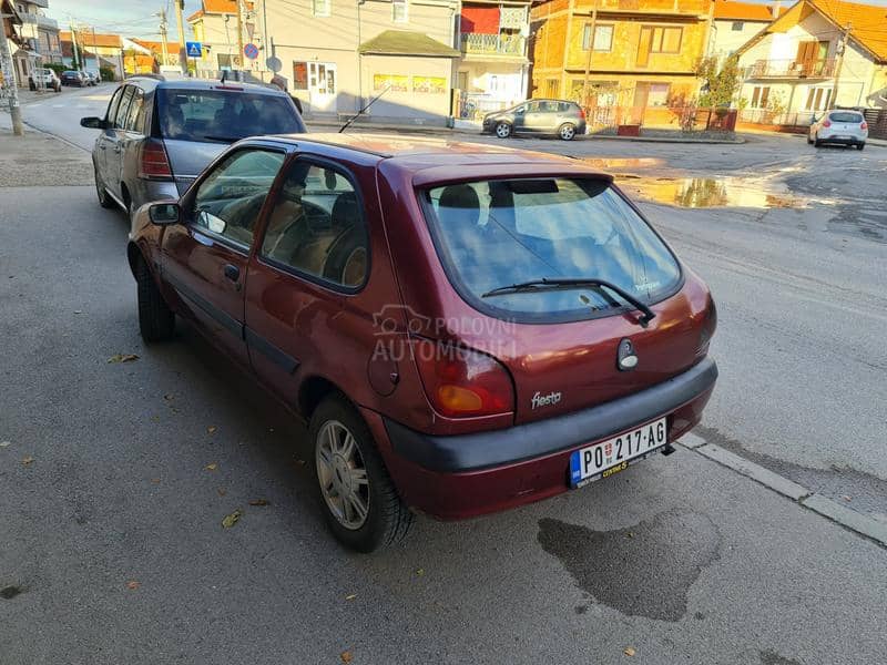 Ford Fiesta 1.8 td