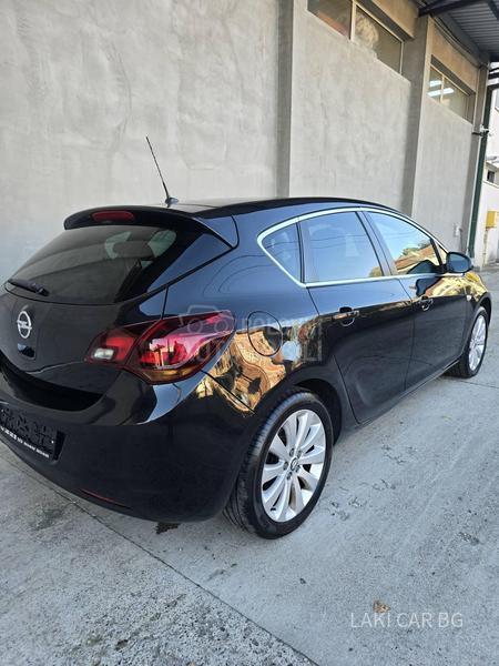 Opel Astra J COSMO 1.4TB LPG