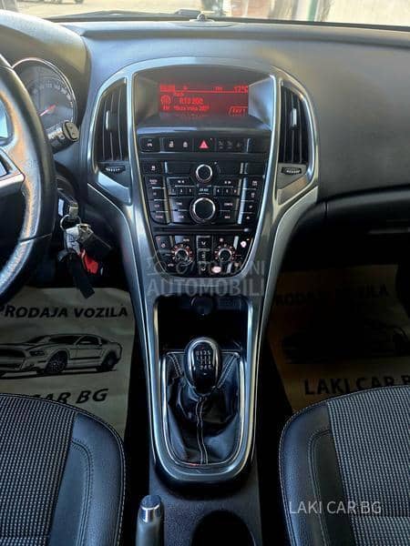 Opel Astra J COSMO 1.4TB LPG