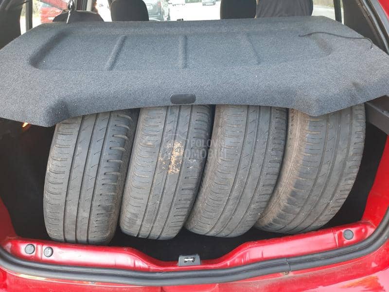 Dacia Sandero 1.2 16v