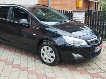Opel Astra J 1.4 benc Turbo