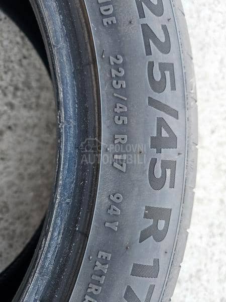 Continental 225/45 R17 Letnja