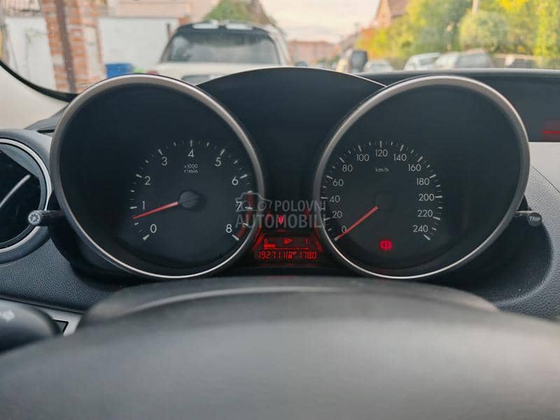 Mazda 3 2011.GOD. 1.6