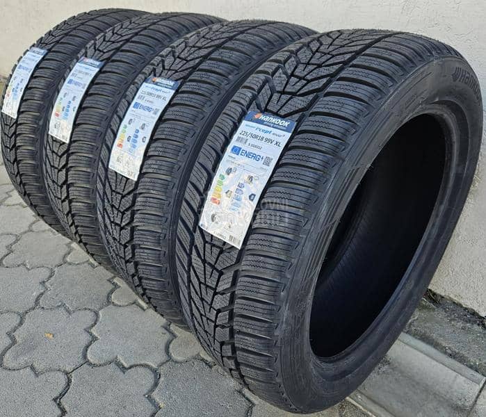 Hankook 225/50 R18 Zimska