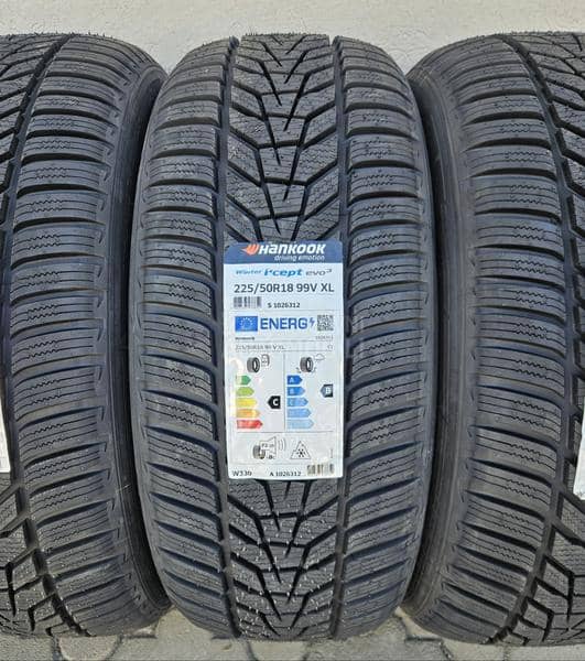 Hankook 225/50 R18 Zimska