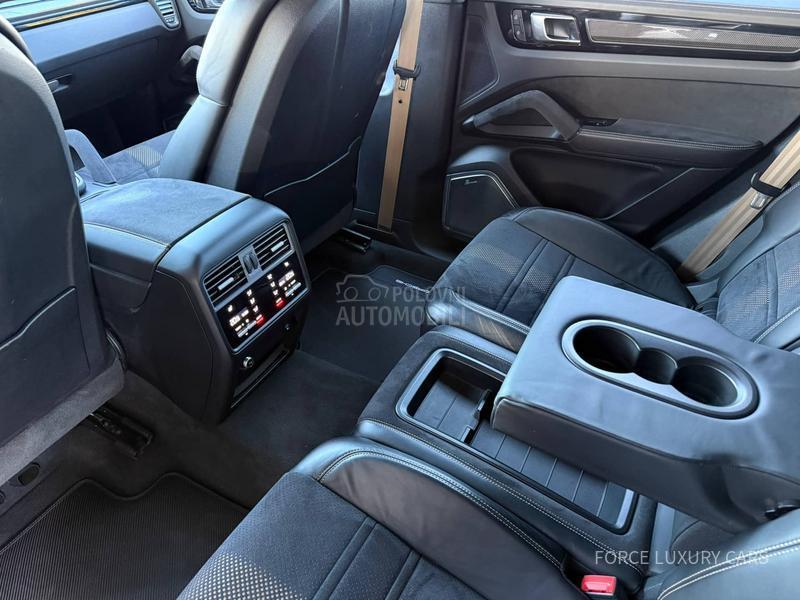 Porsche Cayenne GT TURBO Coupe