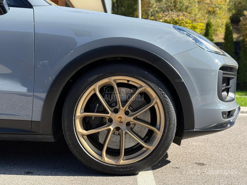 Porsche Cayenne GT TURBO Coupe