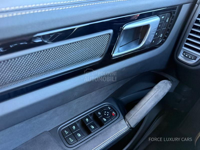 Porsche Cayenne GT TURBO Coupe