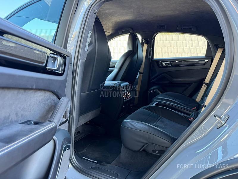 Porsche Cayenne GT TURBO Coupe