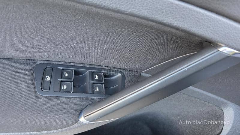 Volkswagen Golf 7 1.6 TDI HI-LINE/PANO