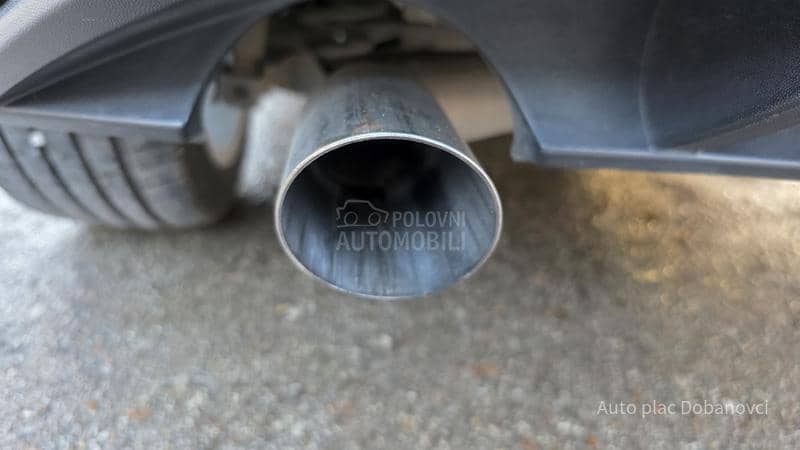 Volkswagen Golf 7 1.6 TDI HI-LINE/PANO