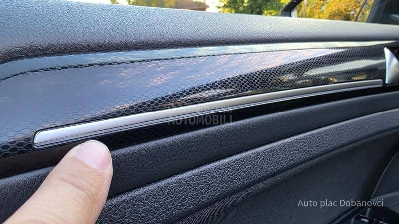 Volkswagen Golf 7 1.6 TDI HI-LINE/PANO