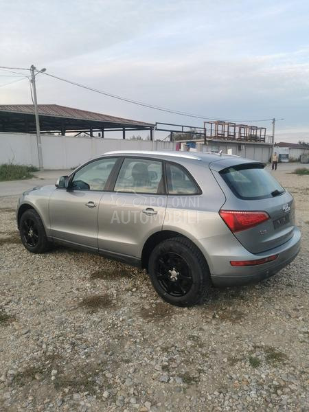 Audi Q5  Audi Q5