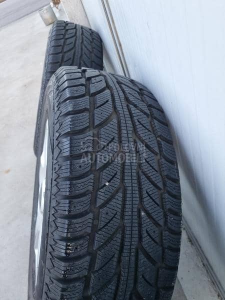 Cooper 235/65 R17 Zimska