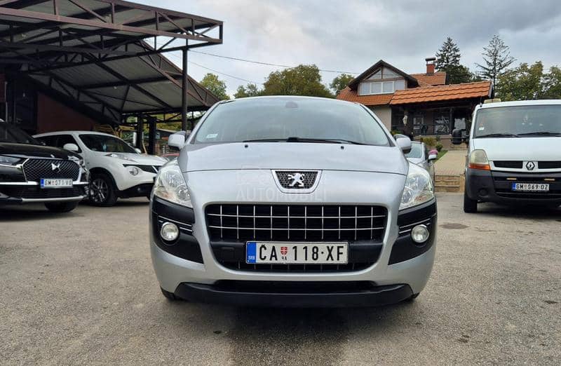 Peugeot 3008 1.6 e-HDI Peugeot 3008 1.6 e-HDI