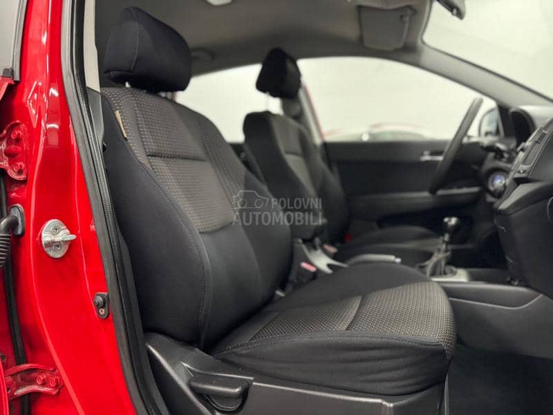 Hyundai i30 1.6B CH