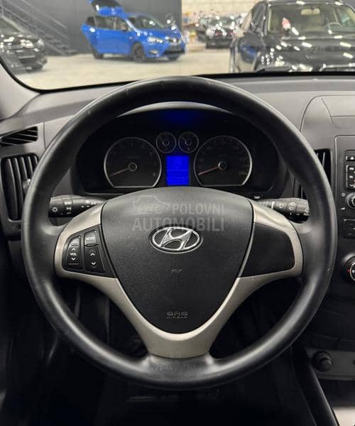 Hyundai i30 1.6B CH