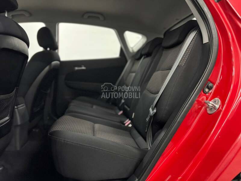 Hyundai i30 1.6B CH