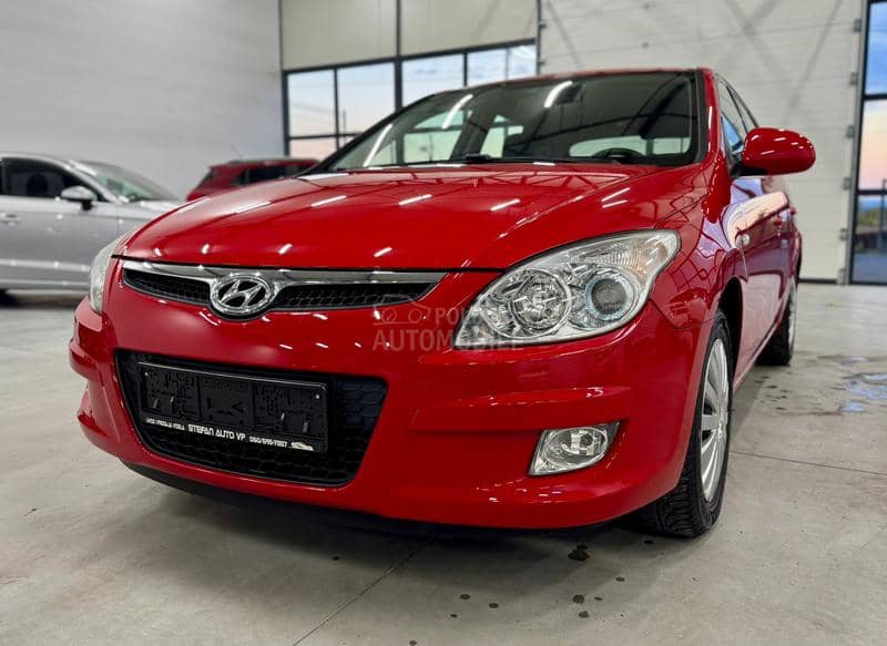 Hyundai i30 1.6B CH