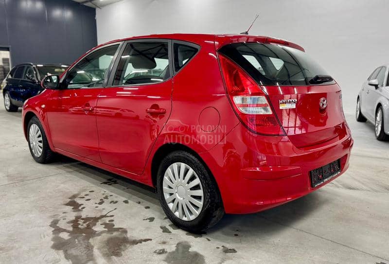 Hyundai i30 1.6B CH