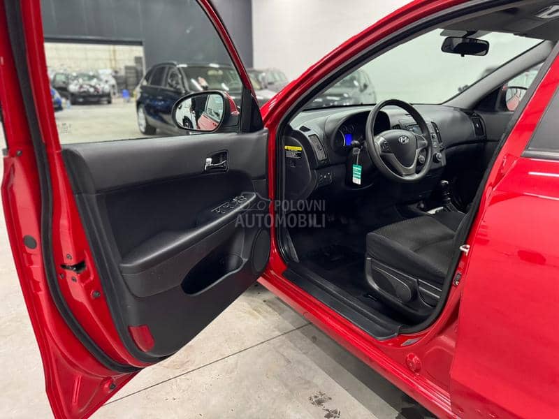 Hyundai i30 1.6B CH
