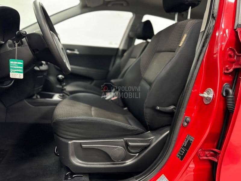 Hyundai i30 1.6B CH