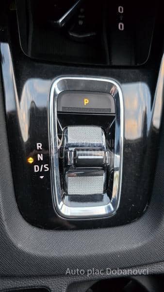 Škoda Octavia 2.0 TDI DSG/VIRTUAL Škoda Octavia 2.0 TDI DSG/VIRTUAL