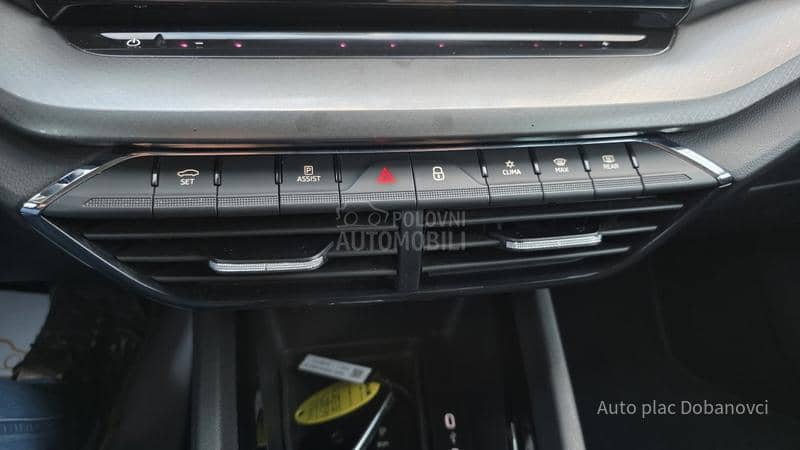 Škoda Octavia 2.0 TDI DSG/VIRTUAL Škoda Octavia 2.0 TDI DSG/VIRTUAL