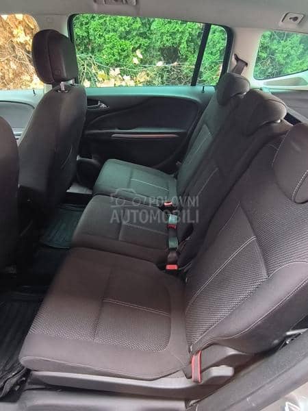 Opel Zafira 