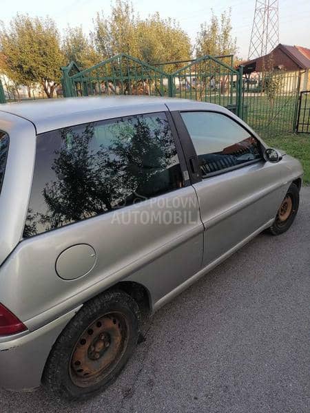 Lancia Ypsilon 1.2 bezolovni