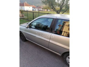 Lancia Ypsilon 1.2 bezolovni