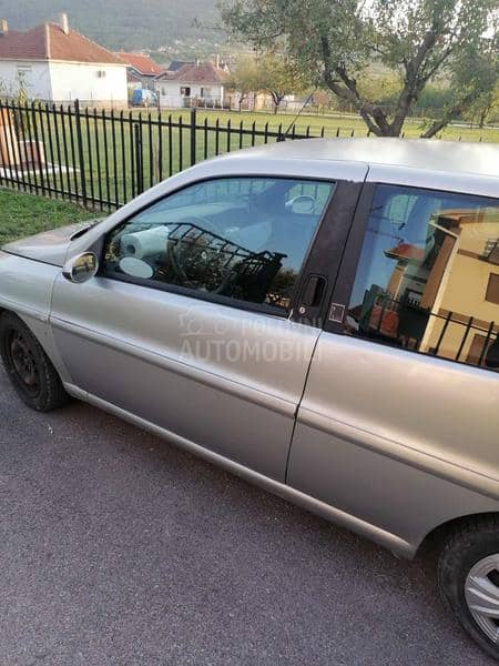 Lancia Ypsilon 1.2 bezolovni