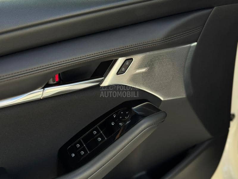 Mazda 3 SKYACTIV-X MHybrid