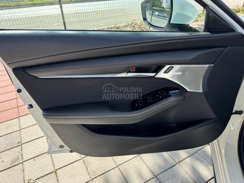 Mazda 3 SKYACTIV-X MHybrid