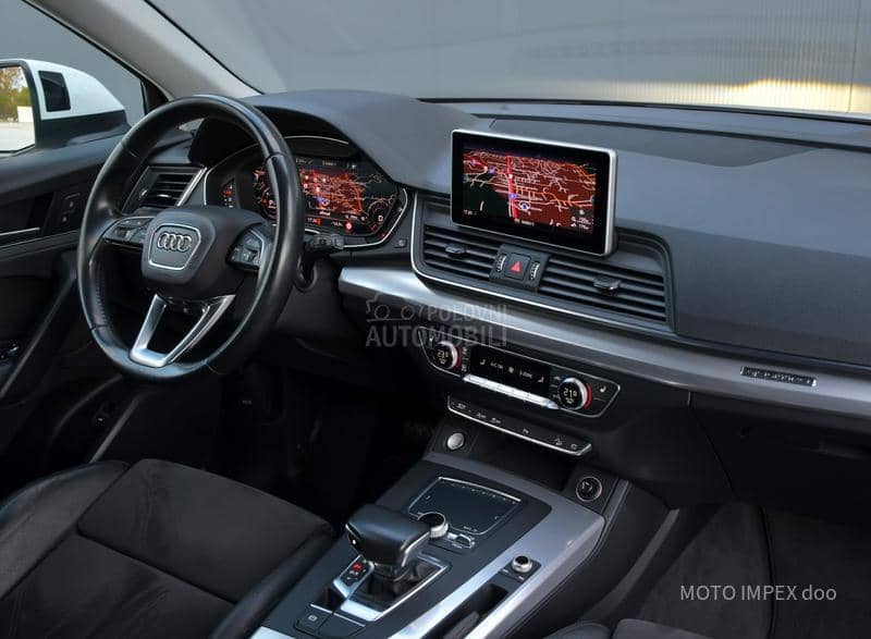 Audi Q5 40 TDI / HYBRID