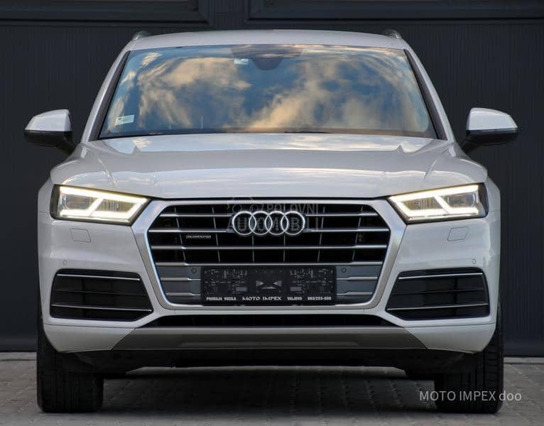 Audi Q5 40 TDI / HYBRID
