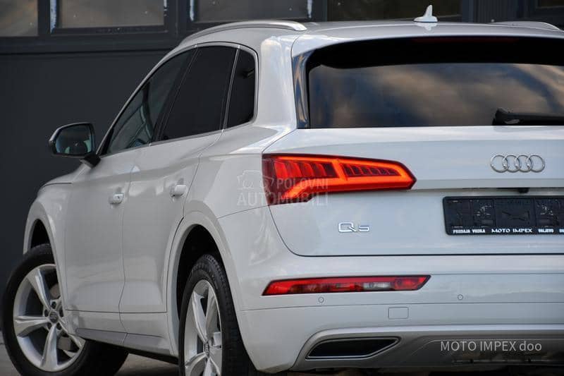 Audi Q5 40 TDI / HYBRID