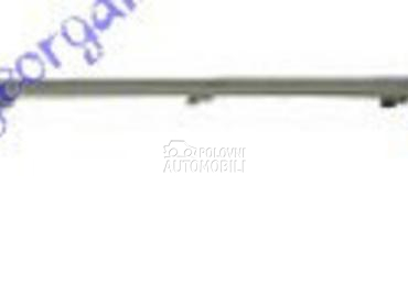 LAJSNA ZADNJEG BRANIKA CENTRAL za Mercedes Benz C Klasa od 2000. do 2003. god.