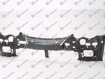 SINA PREDNJEG BRANIKA PLASTICN za Mercedes Benz C Klasa od 2000. do 2003. god.