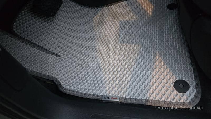 Audi Q5 2.0 TDI DSG/PANO