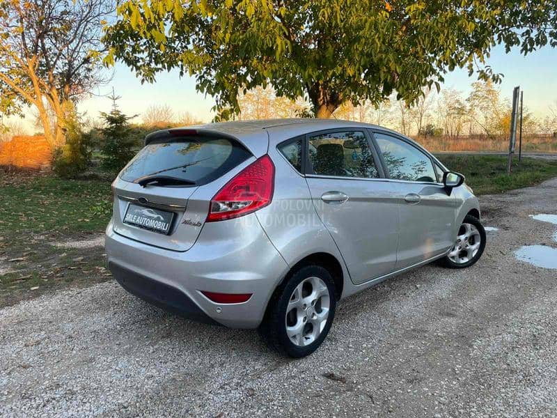 Ford Fiesta NA VI TITANIJUM Ford Fiesta NA VI TITANIJUM