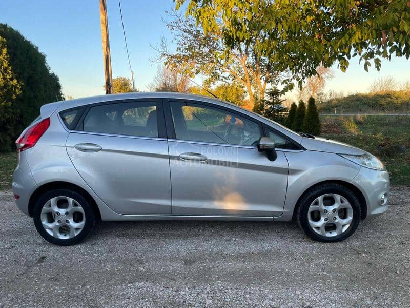 Ford Fiesta NA VI TITANIJUM Ford Fiesta NA VI TITANIJUM