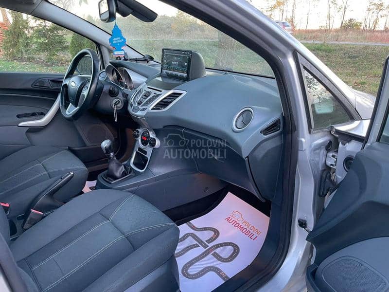 Ford Fiesta NA VI TITANIJUM Ford Fiesta NA VI TITANIJUM