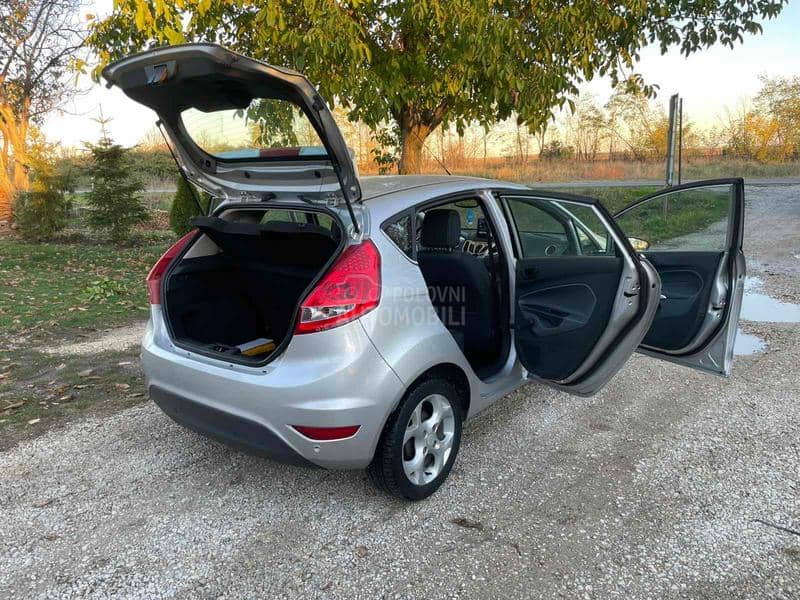 Ford Fiesta NA VI TITANIJUM Ford Fiesta NA VI TITANIJUM