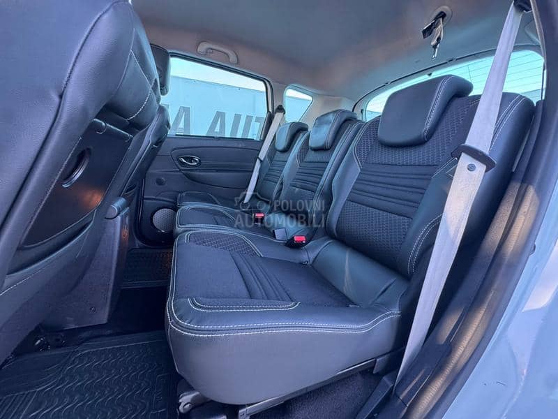 Renault Scenic BOSE